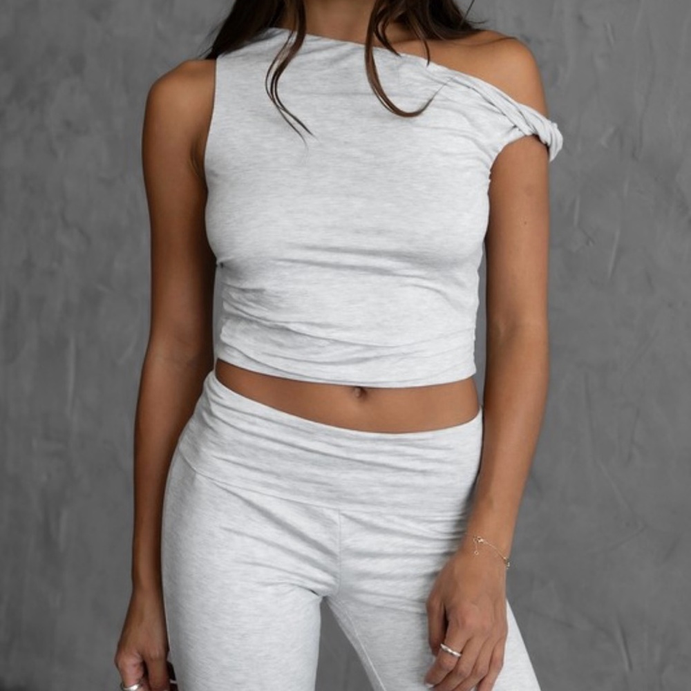 Women's Gray Off-Shoulder Top